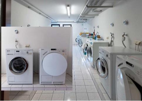 Dachgeschoßwohnung Roth - 3 Zimmer, 85 m&sup2;, 720&euro; | Angebot:26491415