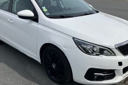 Peugeot 308 107.565 km 7.734 &euro; Erlangen 91056