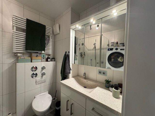 Stadtnah und im Grünen - charmante 2,5 Zimmer Maisonettewohnung mit Balkon 2 zimmer