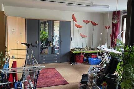 Großzügige, gut geschnittene 6-Zimmer-Wohnung 6 zimmer