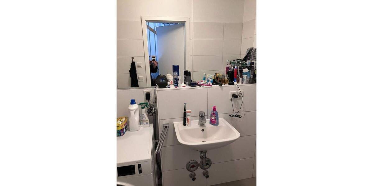 91054 Erlangen-Zentrum - Schöne 2-Zimmer-Maisonette-Wohnung mit EBK und Dachterrasse 2 zimmer