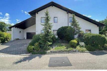 Exklusives Wohnen in Lauf-Rudolfshof - Einfamilienhaus mit über 220 m² Wohnfläche und Doppelgarage 6 zimmer