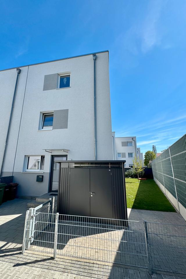 Neuwertiges Reihenendhaus in Höchstadt zimmer