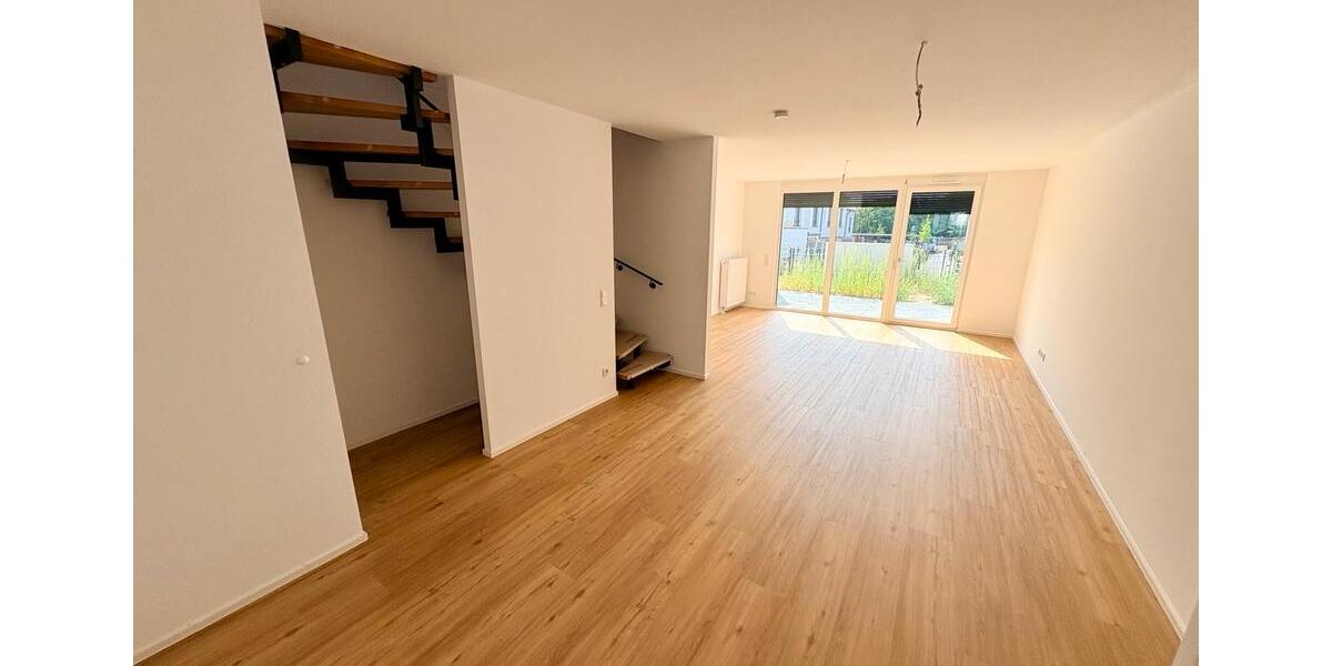 Reihenhaus Stein - 5 Zimmer, 145 m&sup2;, 2.300&euro; | Angebot:27614454