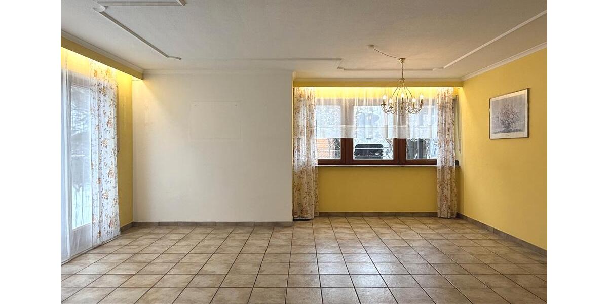 Einfamilienhaus Nürnberg Holzheim - 6 Zimmer, 200 m&sup2;, 2.100&euro; | Angebot:25414509