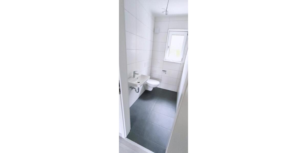 Erdgeschoßwohnung Nürnberg Almoshof - 2 Zimmer, 70 m&sup2;, 1.225&euro; | Angebot:25383607