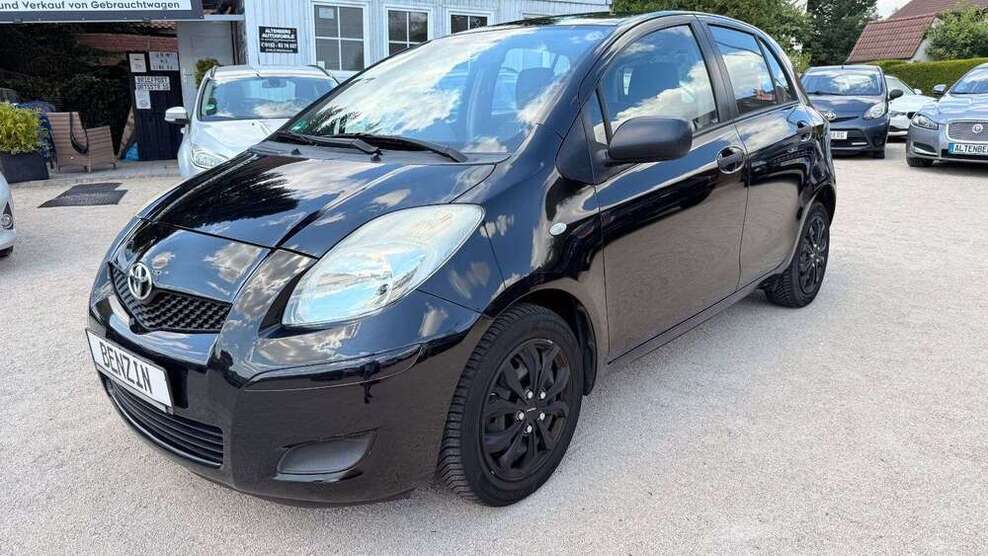 Yaris