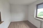 4 Zi. OG Wohnung mit Balkon, Gartenanteil und Garage