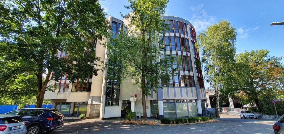 Attraktive Bürofläche in Bürogemeinschaft Glasfaser Provisionsfrei Stellplatz inkl. Nebenkosten