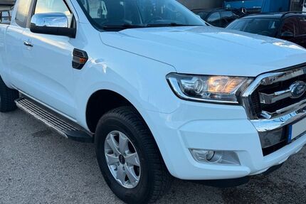 Ford Ranger 153.000 km 13.500 &euro; Nürnberg 90441