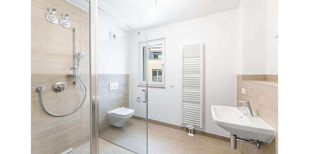 Etagenwohnung Nürnberg Gaismannshof - 3 Zimmer, 91 m&sup2;, 1.469&euro; | Angebot:25571951