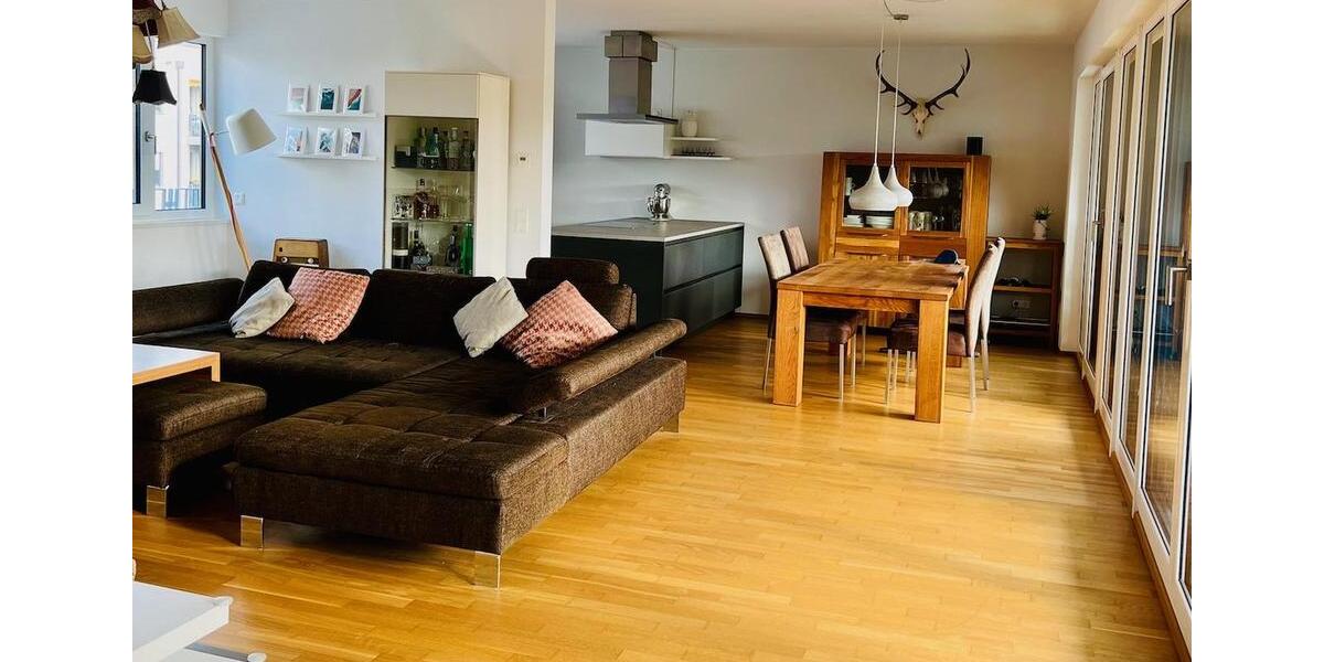 Exklusiver Wohn(t)raum über den Dächern Nürnbergs 3 zimmer