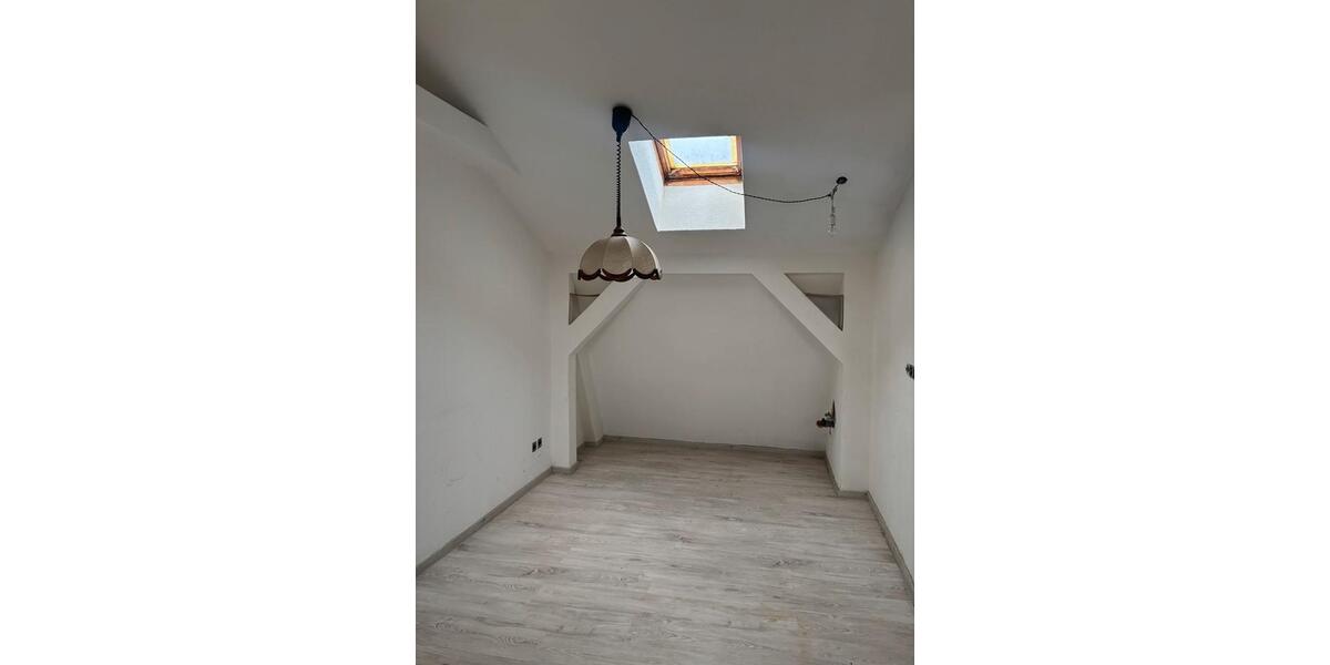 Dachgeschoßwohnung Nürnberg Gibitzenhof - 2 Zimmer, 45 m&sup2;, 600&euro; | Angebot:26413136
