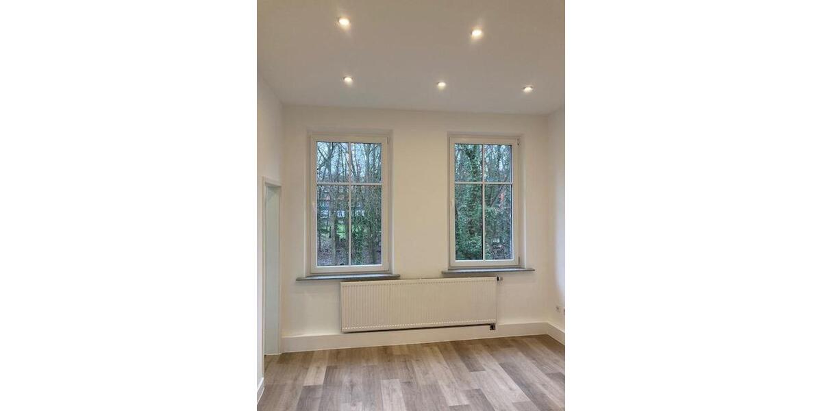 Wunderschön renovierte 2 Zimmer Altbauwohnung inkl. EBK in Fürth direkt an der Rednitz 2 zimmer