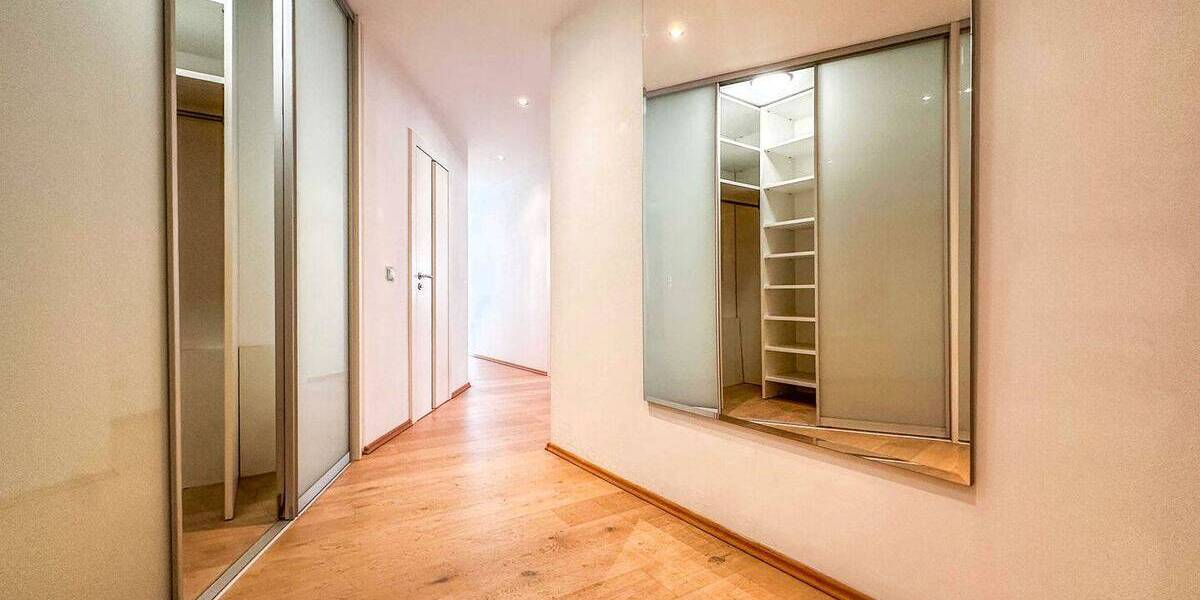 Etagenwohnung Nürnberg Sebald - 3 Zimmer, 100 m&sup2;, 449.000&euro; | Angebot:26820307