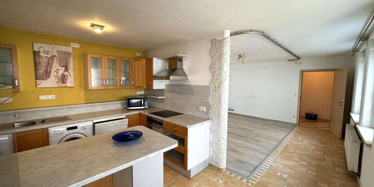 Etagenwohnung Fürth Altstadt - 2 Zimmer, 62 m&sup2;, 185.000&euro; | Angebot:25435333