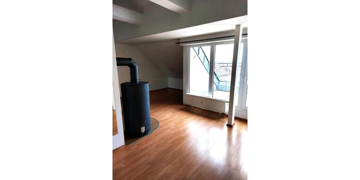 Dachgeschoßwohnung Nürnberg Gibitzenhof - 2 Zimmer, 62 m&sup2;, 219.000&euro; | Angebot:26480625