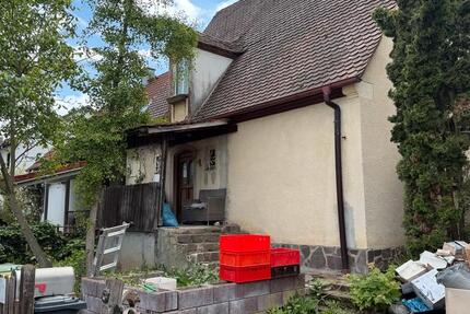 Haus Oberasbach - 6 Zimmer, 127 m&sup2;, 200.000&euro; | Angebot:26645474