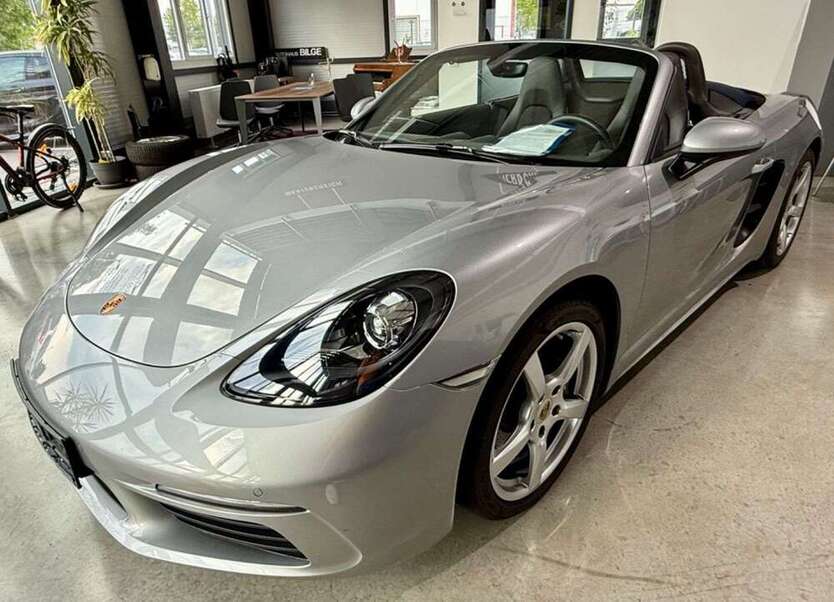 Porsche Boxster 62.319 km 53.988 € Fürth 90763