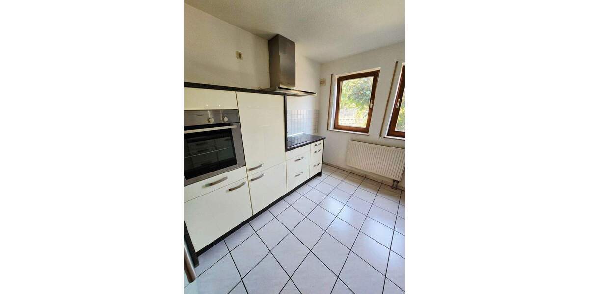 Etagenwohnung Nürnberg Eibach - 3 Zimmer, 90 m&sup2;, 1.200&euro; | Angebot:25245435