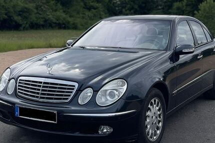 Mercedes-Benz 240 220.000 km 4.800 &euro; Kirchensittenbach 91241