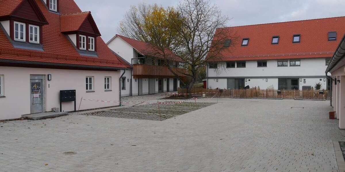 Etagenwohnung Nürnberg Schnepfenreuth - 3 Zimmer, 94 m&sup2;, 1.320&euro; | Angebot:26553273