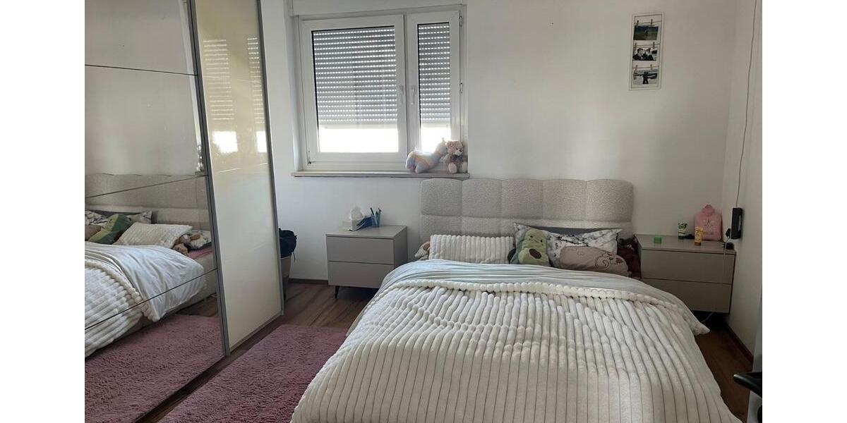 Etagenwohnung Nürnberg Langwasser - 3 Zimmer, 75 m&sup2;, 1.000&euro; | Angebot:25364446