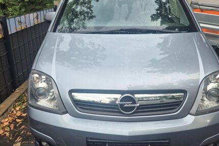 Opel Meriva 136.000 km 3.199 &euro; Nürnberg 90455