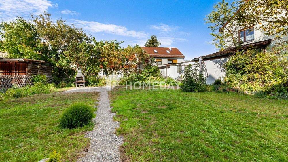 Ruhig gelegenes Reihenendhaus mit 3 Zimmern, Garage und viel Potenzial 3 zimmer