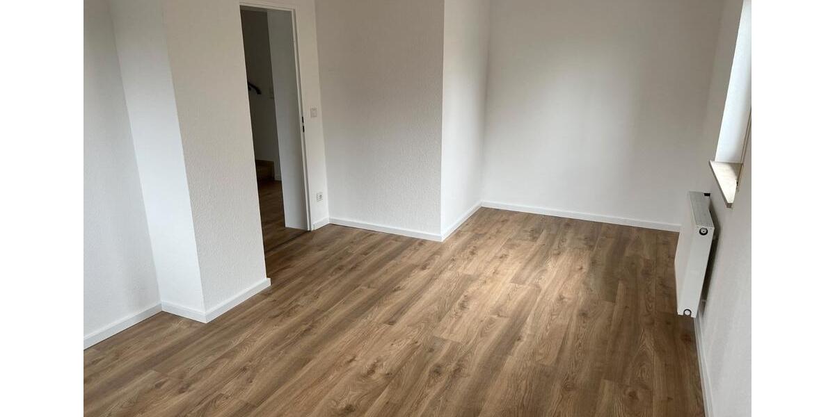 Doppelhaushälfte Buckenhof - 5 Zimmer, 170 m&sup2;, 2.465&euro; | Angebot:26048193