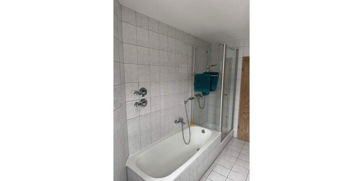 Etagenwohnung Heilsbronn - 3 Zimmer, 95 m&sup2;, 270.000&euro; | Angebot:25721098