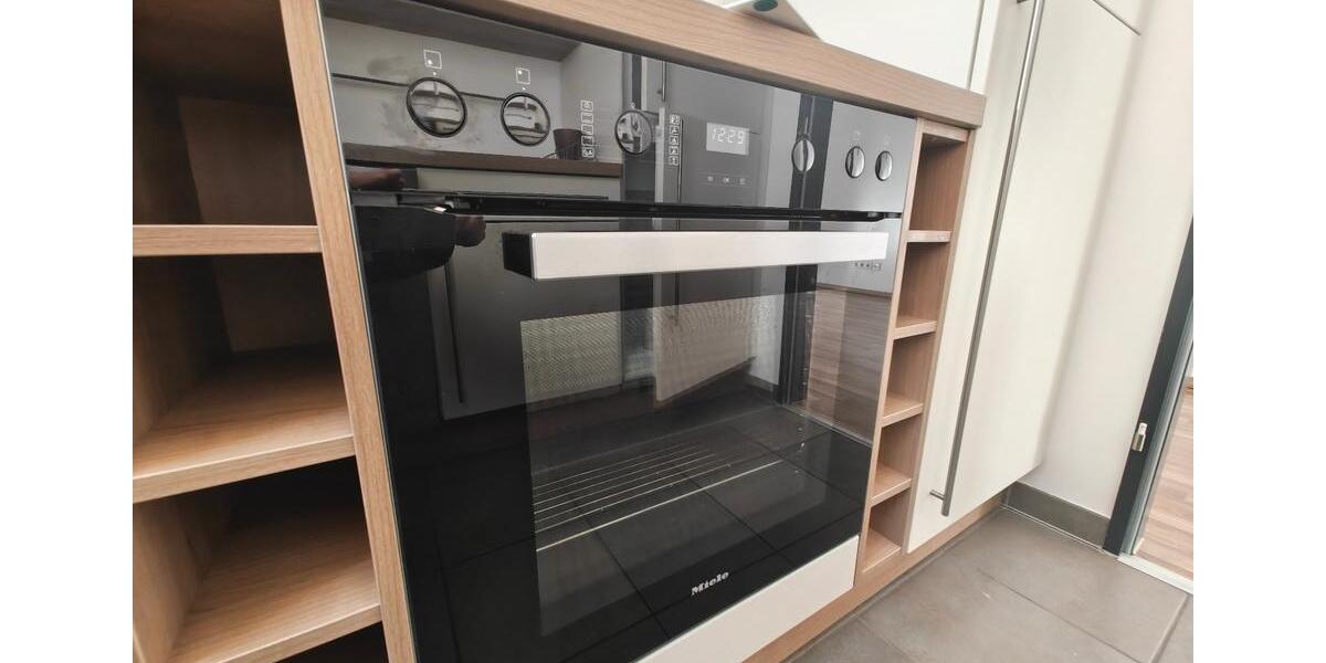 Nürnberg West - helle, freundliche 2-Zimmer Wohnung mit Aufzug und Balkon in Top-Lage 2 zimmer