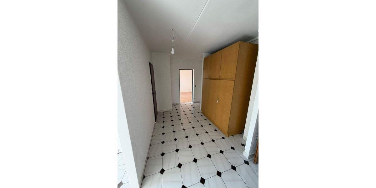 Etagenwohnung Nürnberg Langwasser - 3 Zimmer, 78 m&sup2;, 820&euro; | Angebot:25391356