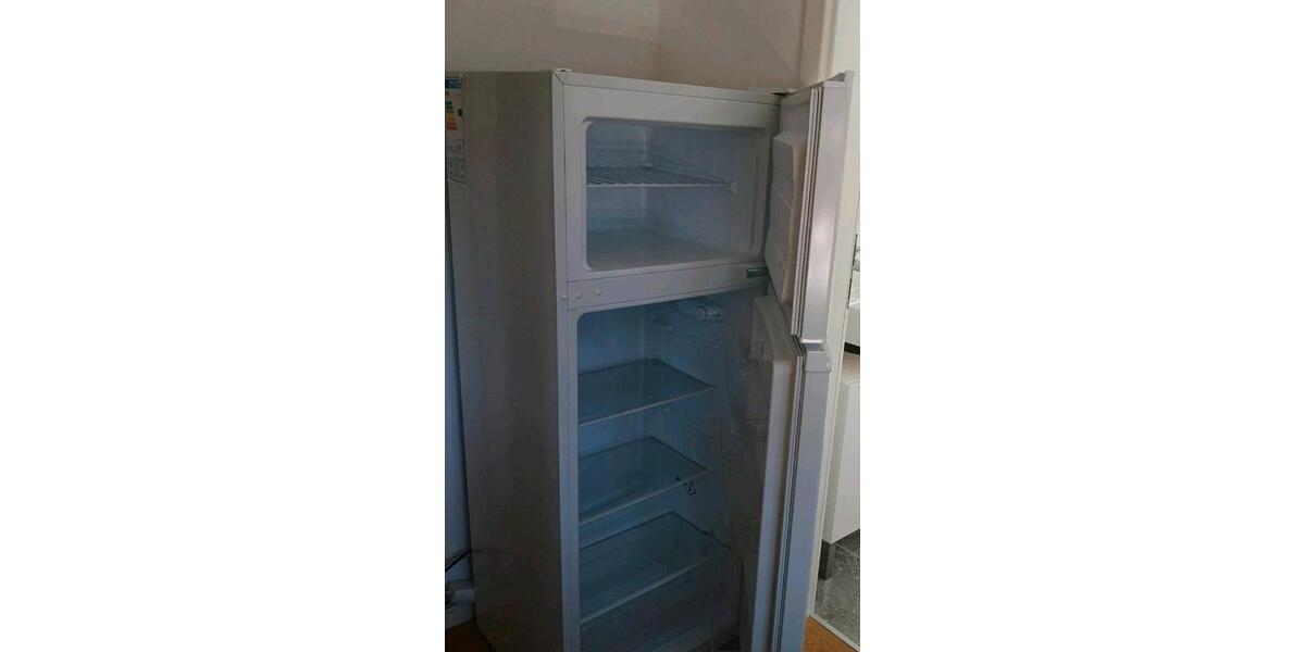 Dachgeschoßwohnung Zirndorf - 2.5 Zimmer, 55 m&sup2;, 1.000&euro; | Angebot:26484009