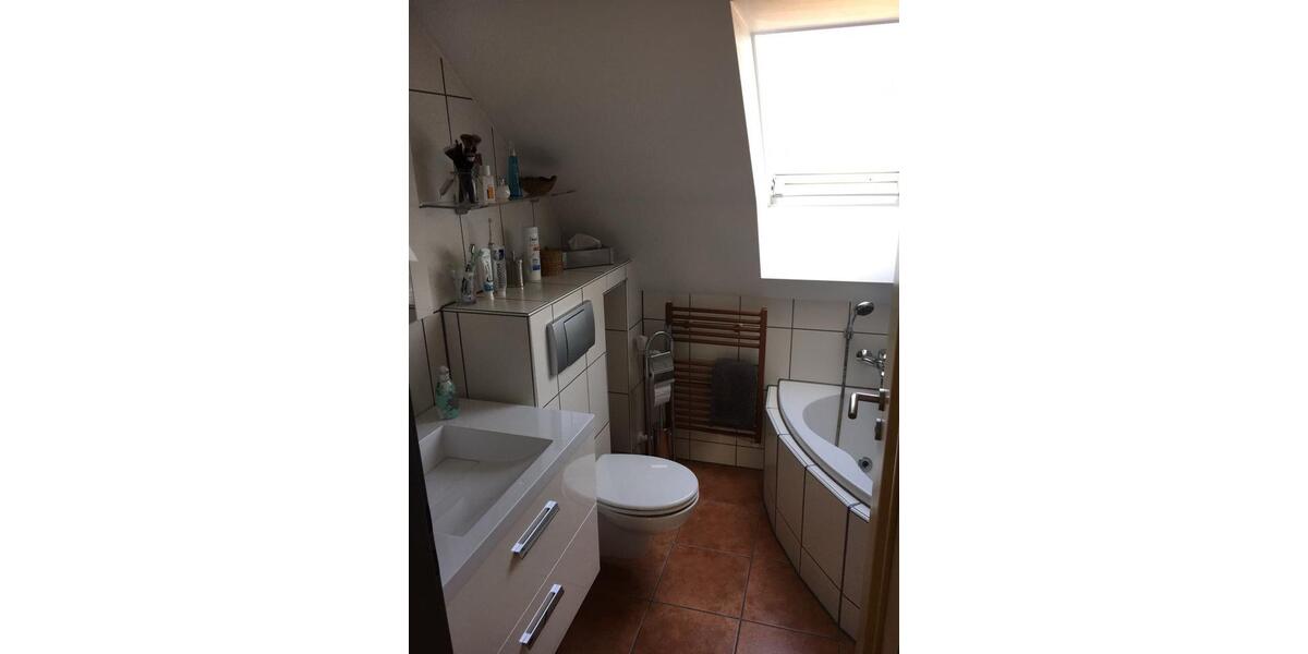 Dachgeschoßwohnung Oberasbach - 3 Zimmer, 60 m&sup2;, 237.000&euro; | Angebot:24775130