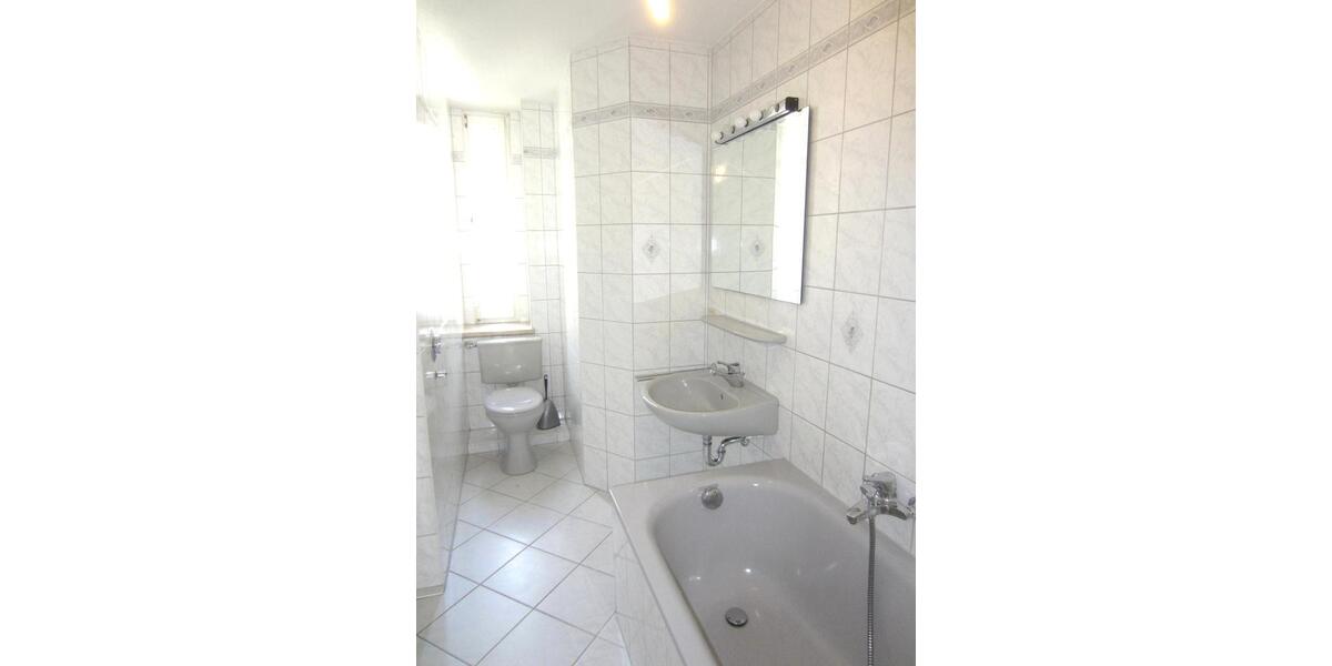 Dachgeschoßwohnung Nürnberg Eberhardshof - 3 Zimmer, 60 m&sup2;, 695&euro; | Angebot:25802686