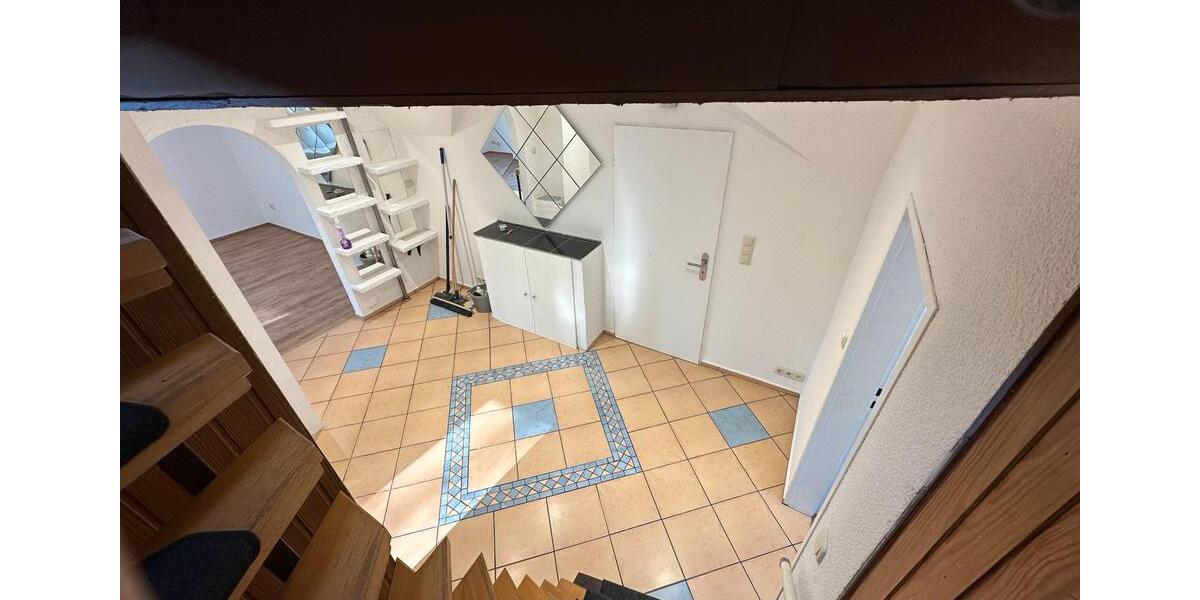 Etagenwohnung Nürnberg Buchenbühl - 3 Zimmer, 92 m&sup2;, 900&euro; | Angebot:26285841