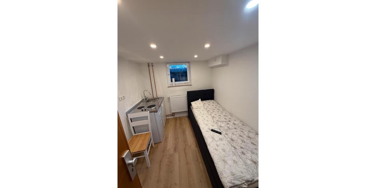Etagenwohnung Nürnberg Almoshof - 1 Zimmer, 8 m&sup2;, 550&euro; | Angebot:27605141
