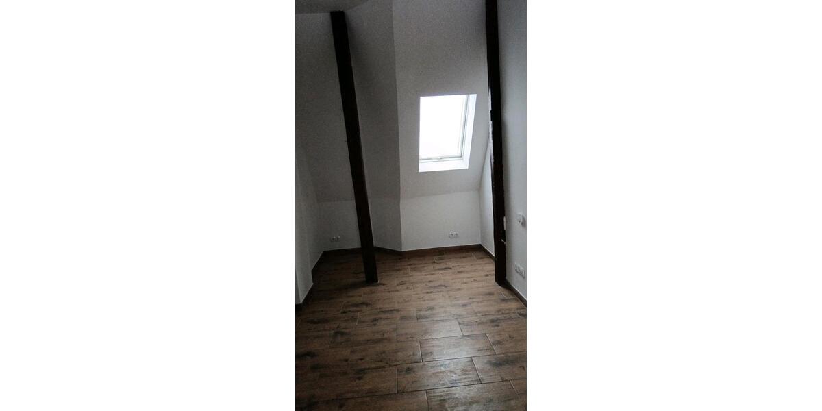 Neubaustandard - Dachgeschosswohnung 5 zimmer