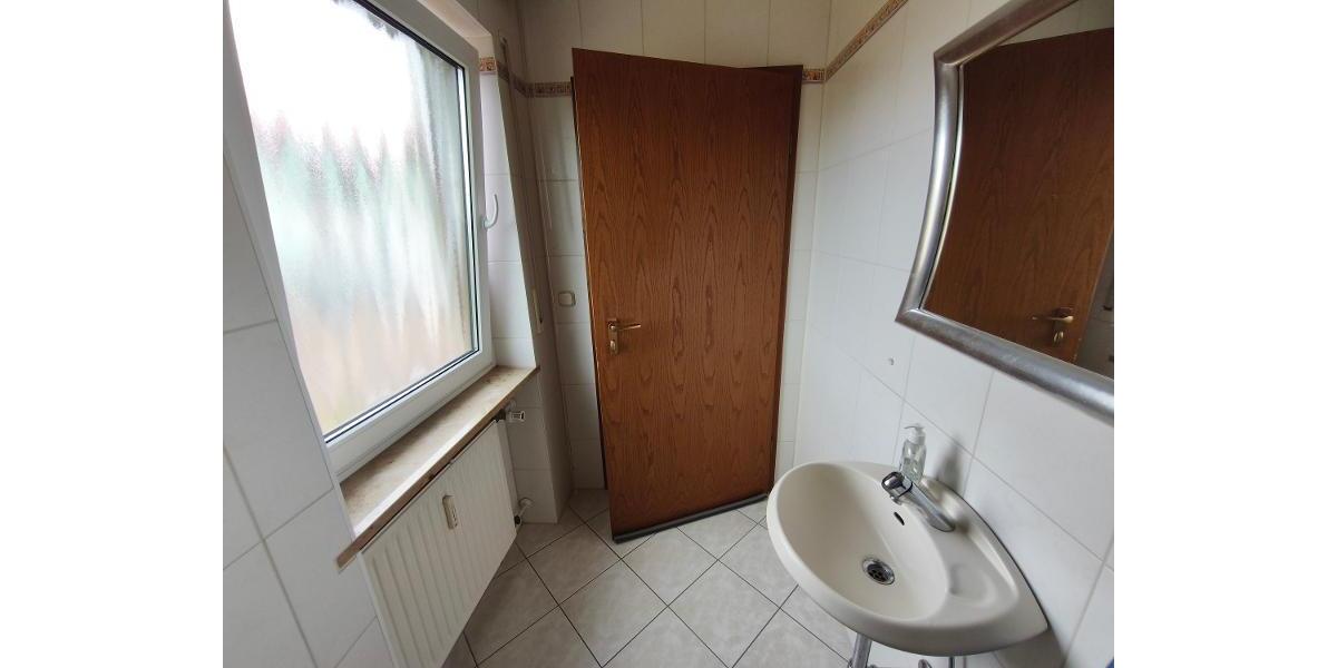3 Zi. Wohnung im EG mit Terrasse, Gartenmitbenutzung und Garage - Etagenwohnung Hessdorf | Angebot:27314099