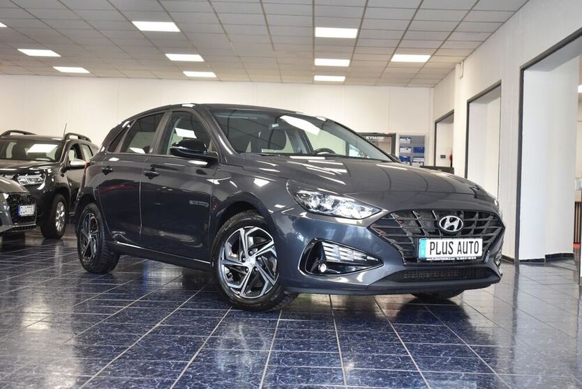 i30