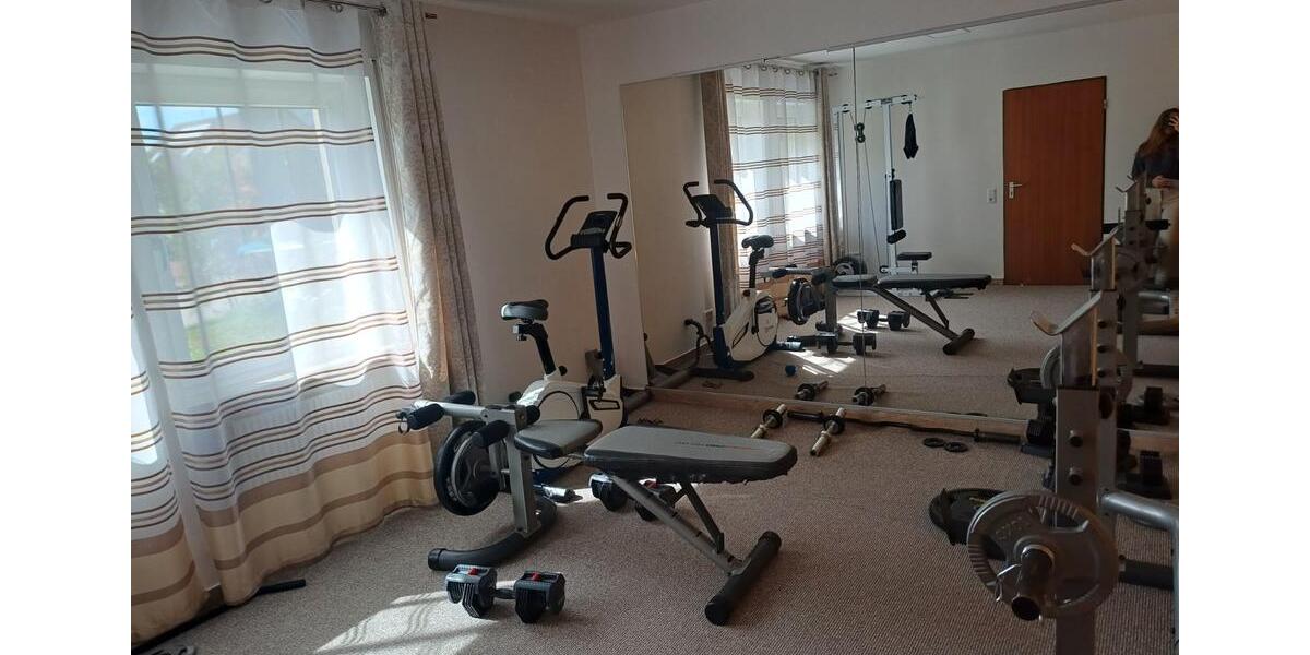 Doppelhaushälfte Schnaittach - 9 Zimmer, 270 m&sup2;, 599.000&euro; | Angebot:26321958