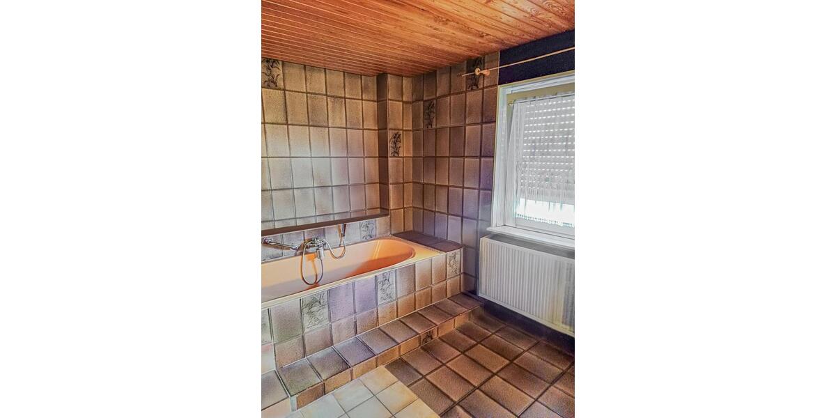 Mehrfamilienhaus, Wohnhaus Cadolzburg - 9 Zimmer, 245 m&sup2;, 659.000&euro; | Angebot:25829903