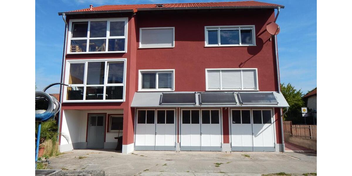 Etagenwohnung Veitsbronn - 3 Zimmer, 85 m&sup2;, 1.000&euro; | Angebot:26413954