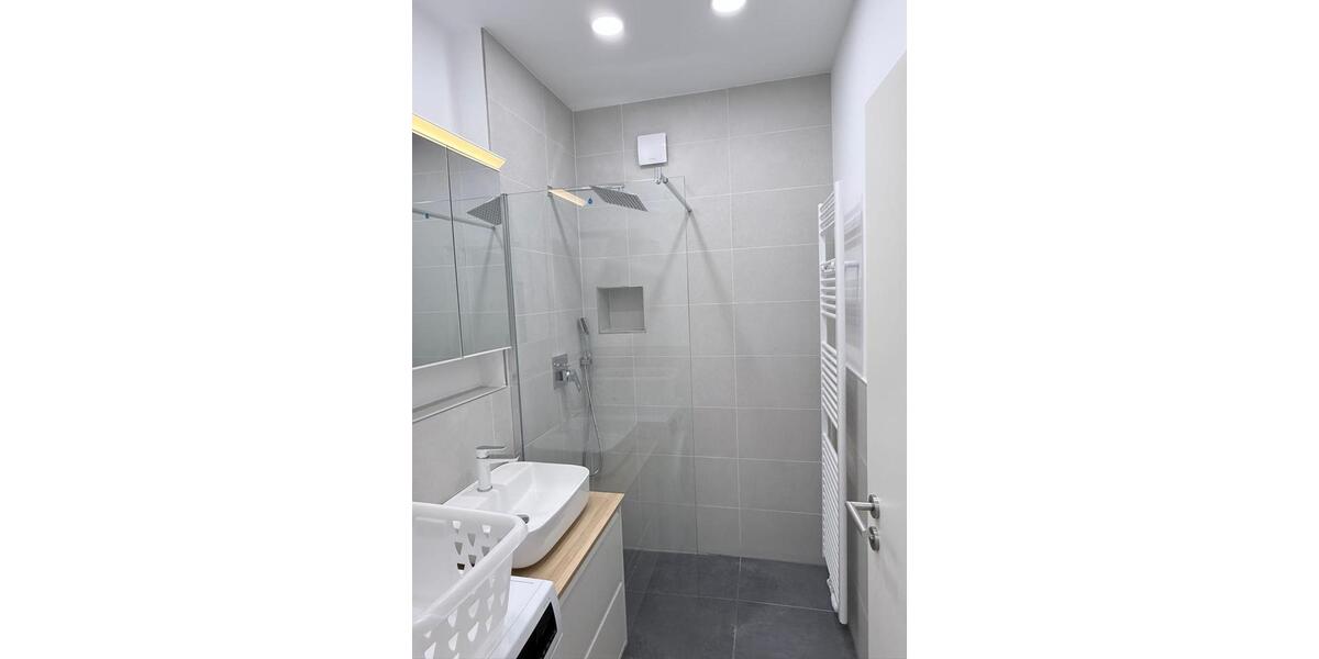 Etagenwohnung Fürth Eigenes Heim - 3 Zimmer, 65 m&sup2;, 900&euro; | Angebot:25812840