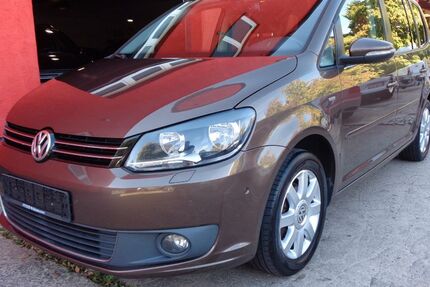 VW Touran 199.000 km 5.999 € Nürnberg 90431