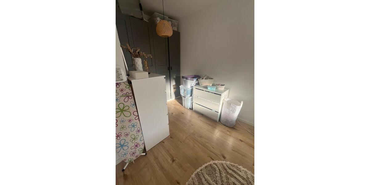 Dachgeschoßwohnung Nürnberg Gärten bei Wöhrd - 3 Zimmer, 81 m&sup2;, 1.350&euro; | Angebot:26420387