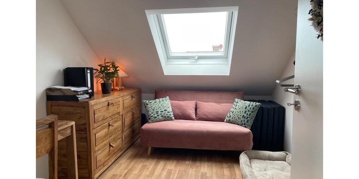 Dachgeschoßwohnung Roßtal - 3 Zimmer, 83 m&sup2;, 340.000&euro; | Angebot:27165704
