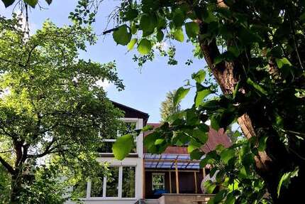 Haus zum Kaufen in Feucht 745.000 € 157 m² 5.5 zimmer