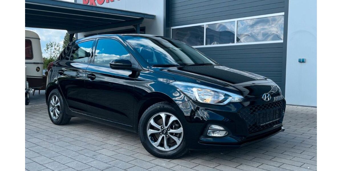 Hyundai i20 56.600 km 10.900 &euro; Neunkirchen am Brand 91077